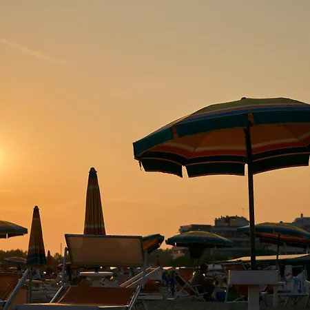 White With Terrace - Beahost * Bibione