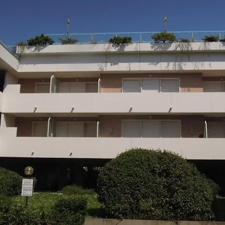 White With Terrace - Beahost Apartment Bibione